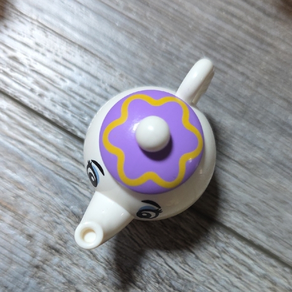 LEGO DUPLO | Girly Disney Princess & Minnie Accessories & Alphabet Letters 26pcs - Picture 7 of 9